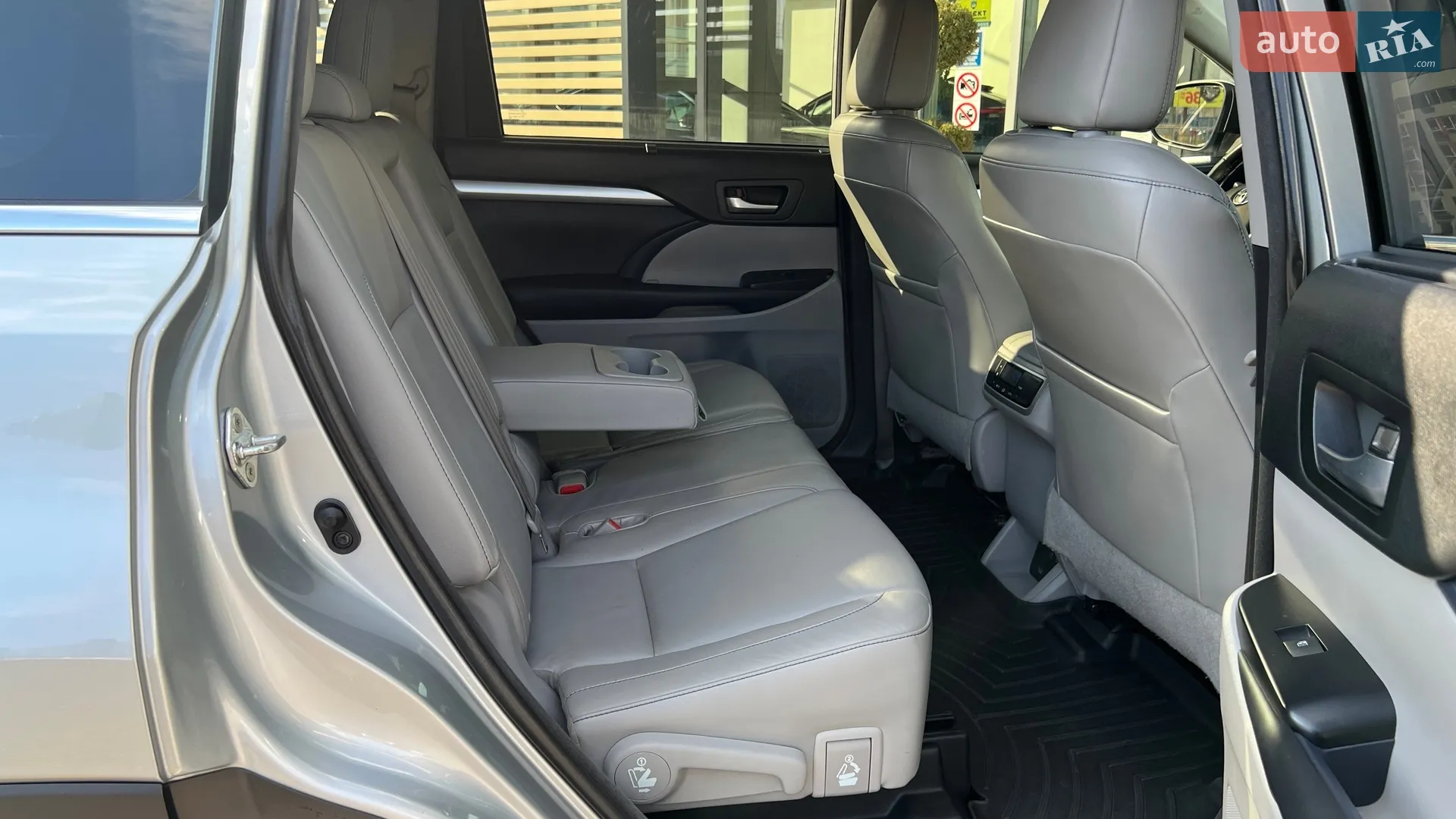 2018 Toyota Highlander - мініатюра 16