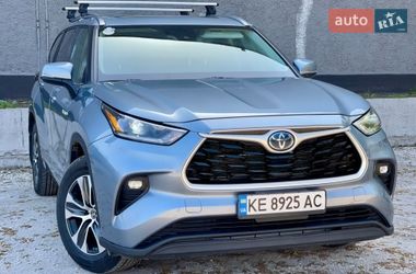 Внедорожник / Кроссовер Toyota Highlander 2021 в Каменском