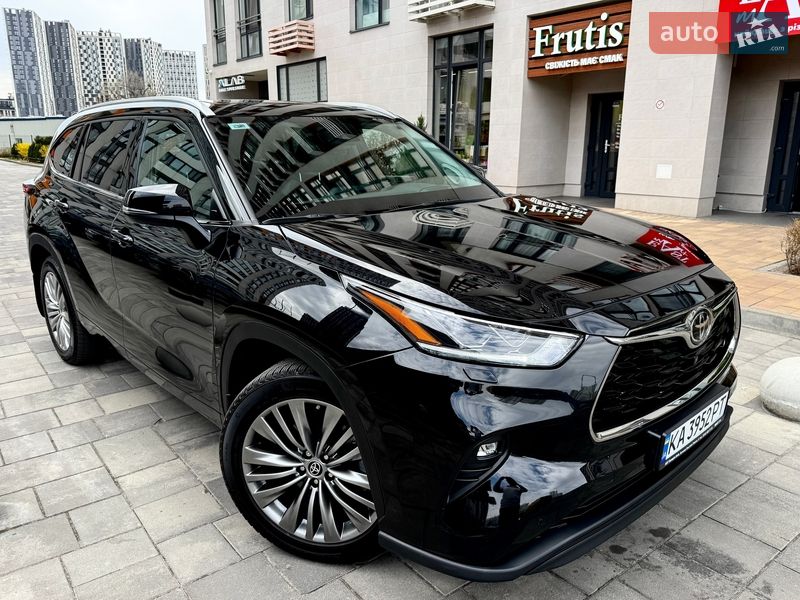 Toyota Highlander 2022