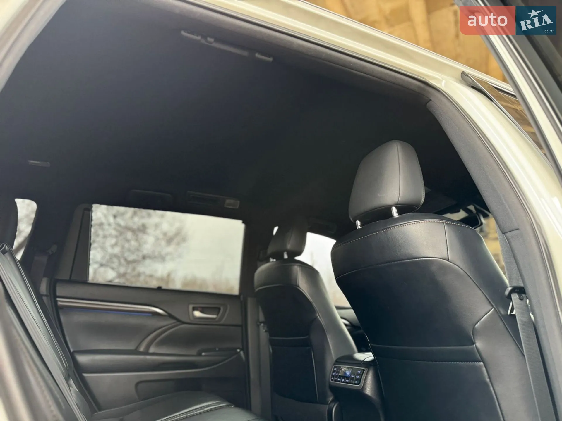 2016 Toyota Highlander - мініатюра 24