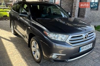 Позашляховик / Кросовер Toyota Highlander 2013 в Києві