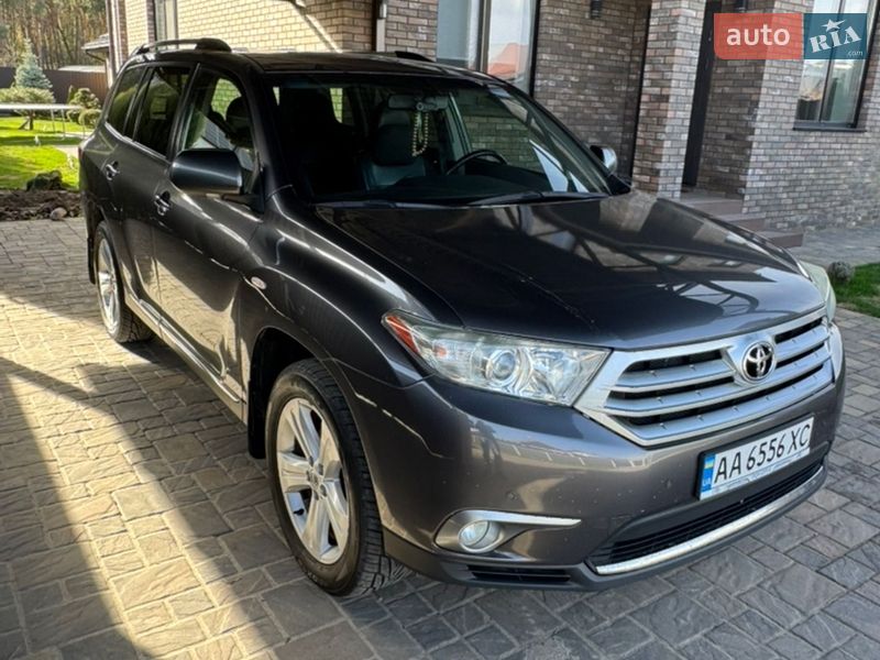 Toyota Highlander 2013