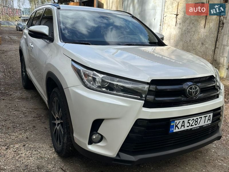 Toyota Highlander 2018