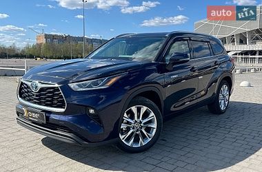 Внедорожник / Кроссовер Toyota Highlander 2020 в Львове