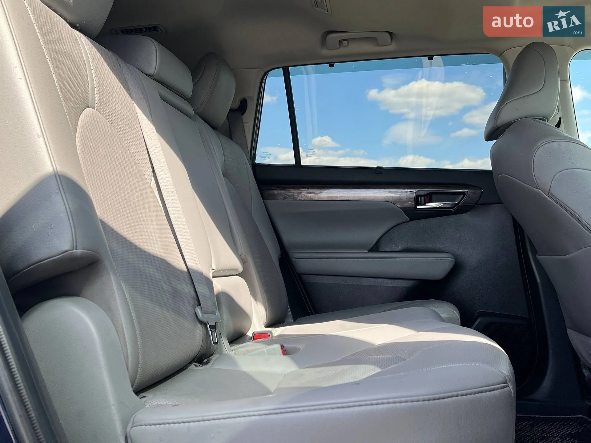 2020 Toyota Highlander - мініатюра 25