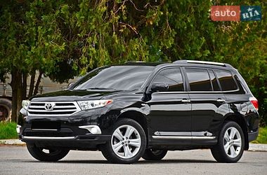 Позашляховик / Кросовер Toyota Highlander 2013 в Дніпрі