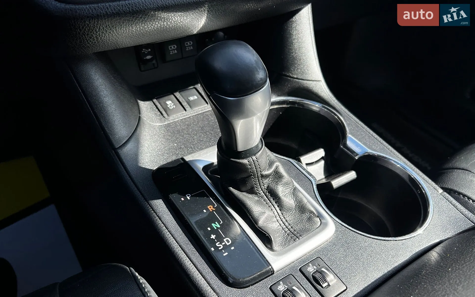 2017 Toyota Highlander - мініатюра 20