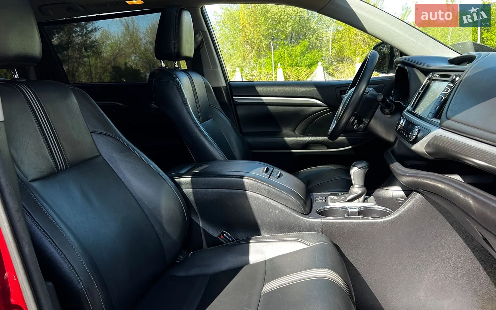 2017 Toyota Highlander - мініатюра 27
