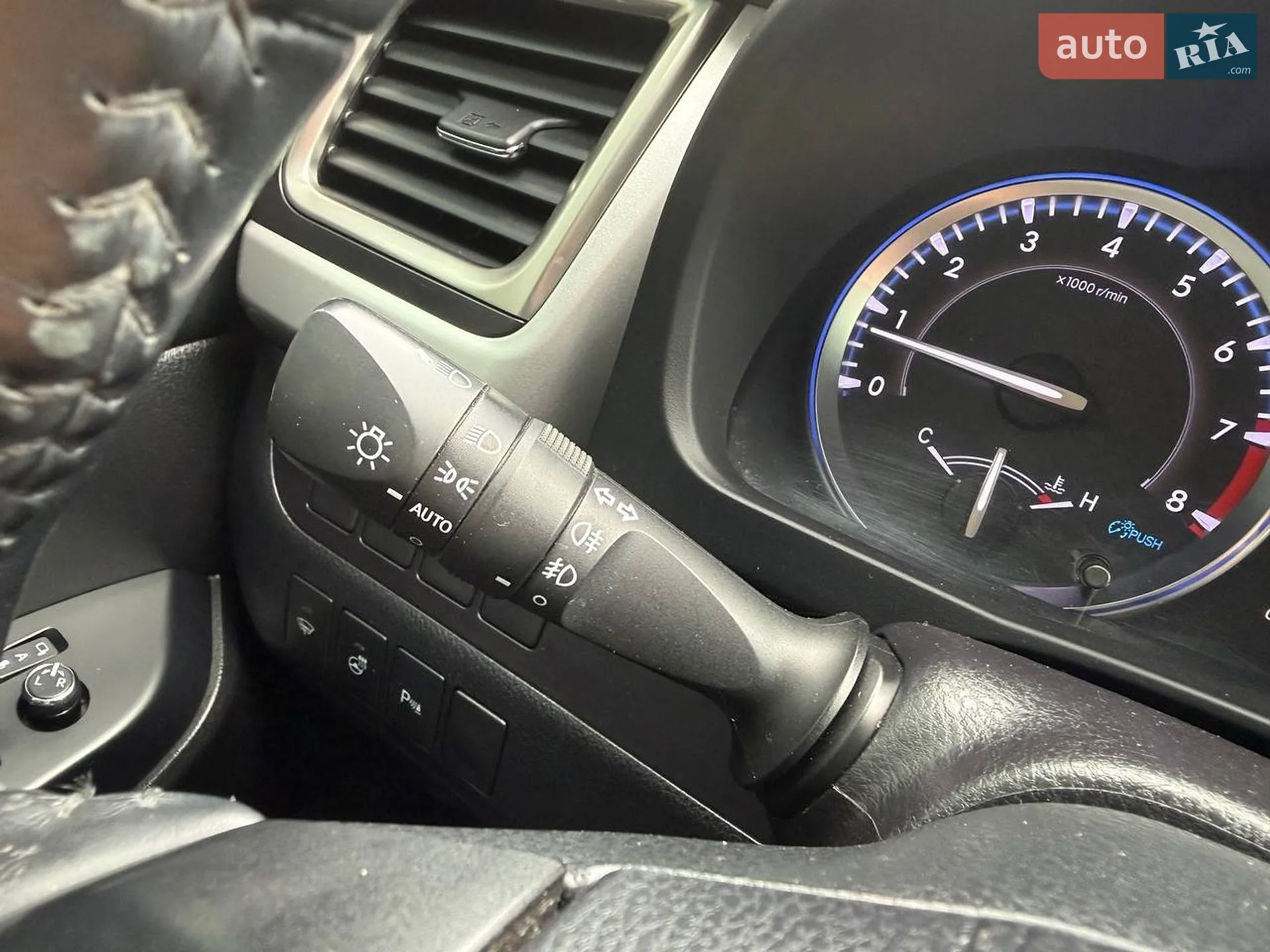 2019 Toyota Highlander - мініатюра 11