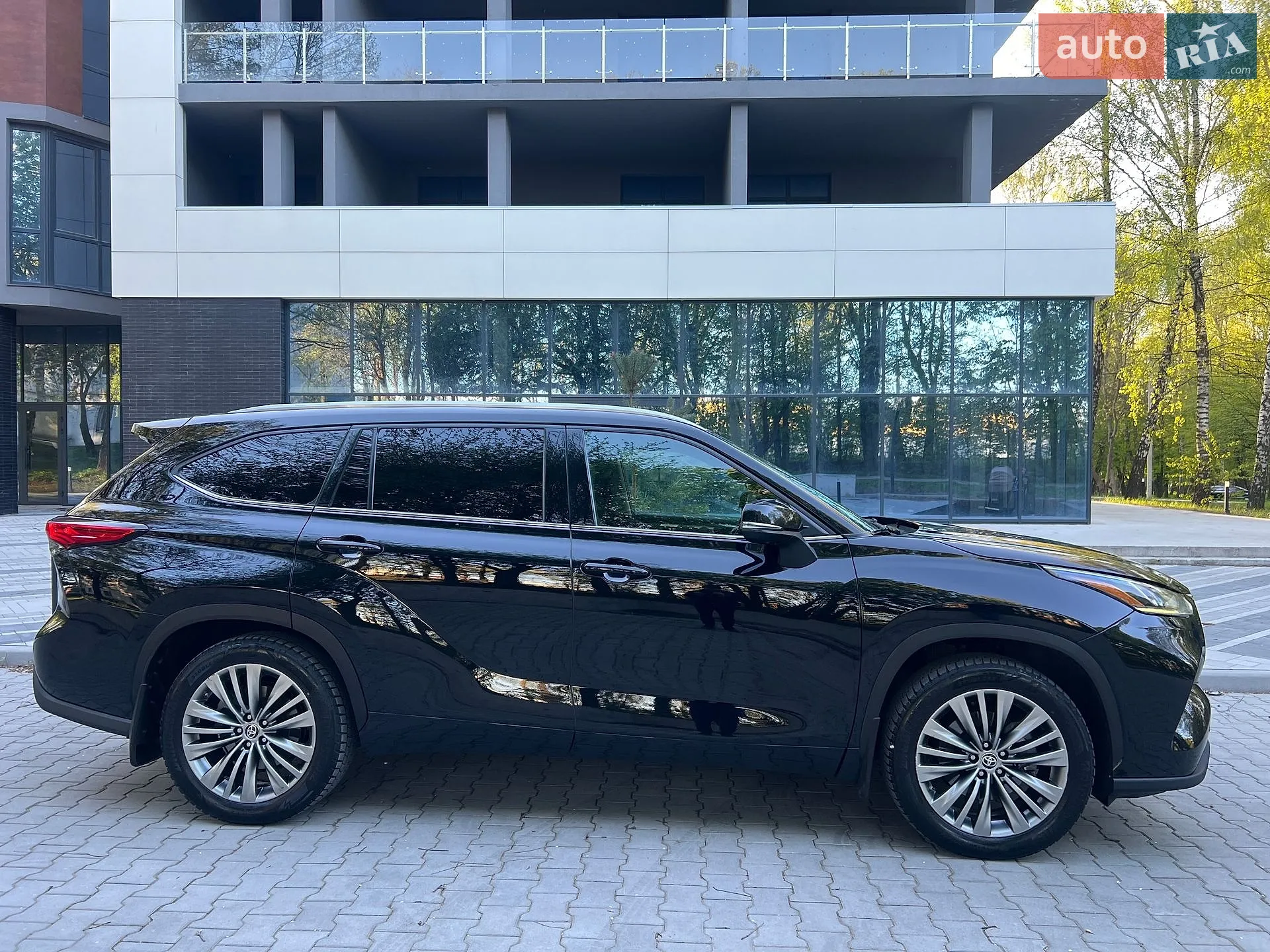 2020 Toyota Highlander - мініатюра 4