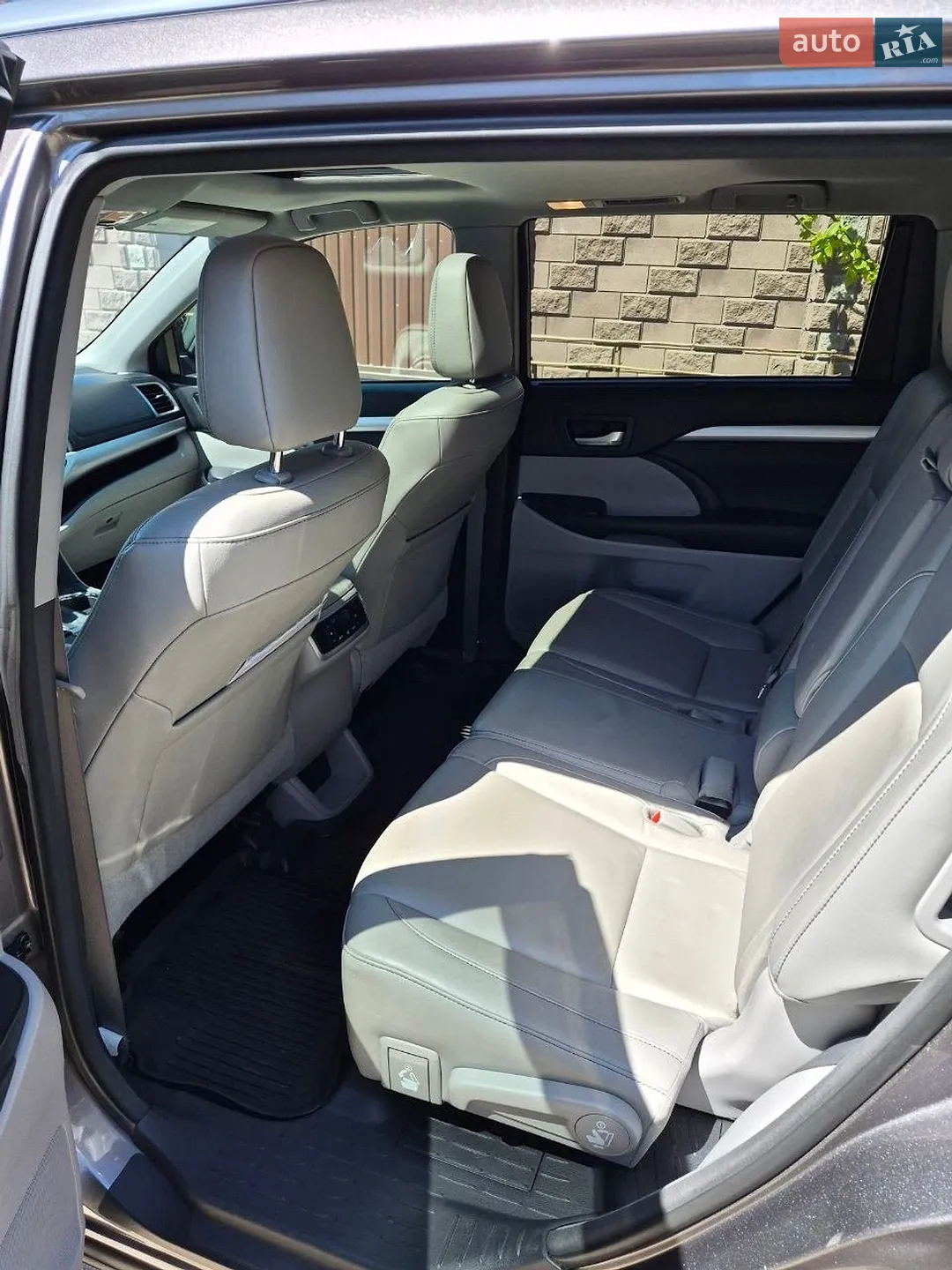 2017 Toyota Highlander - мініатюра 14