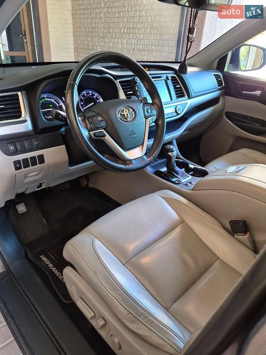 2017 Toyota Highlander - мініатюра 26