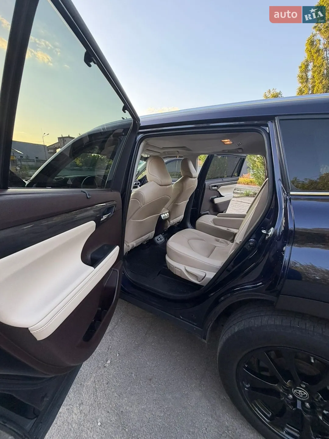 2021 Toyota Highlander - мініатюра 10