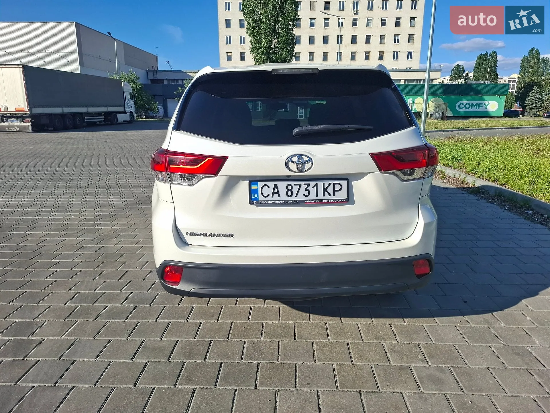 2017 Toyota Highlander - мініатюра 5