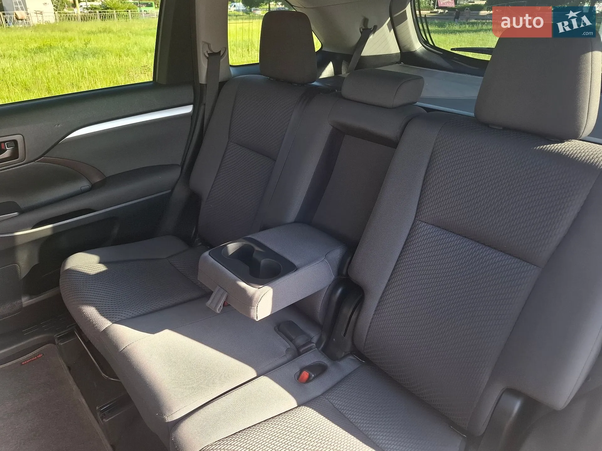 2017 Toyota Highlander - мініатюра 21