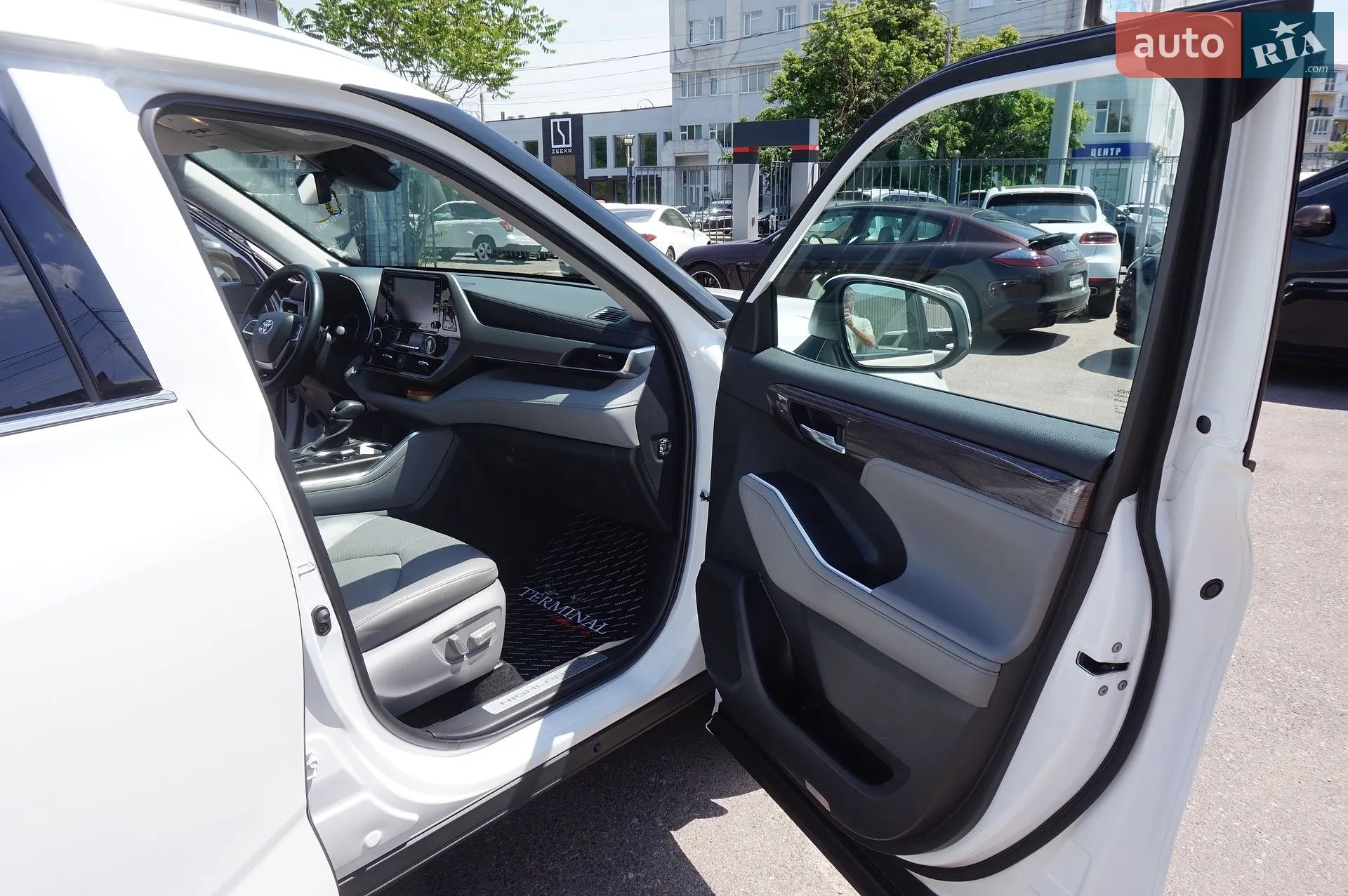 2022 Toyota Highlander - мініатюра 33
