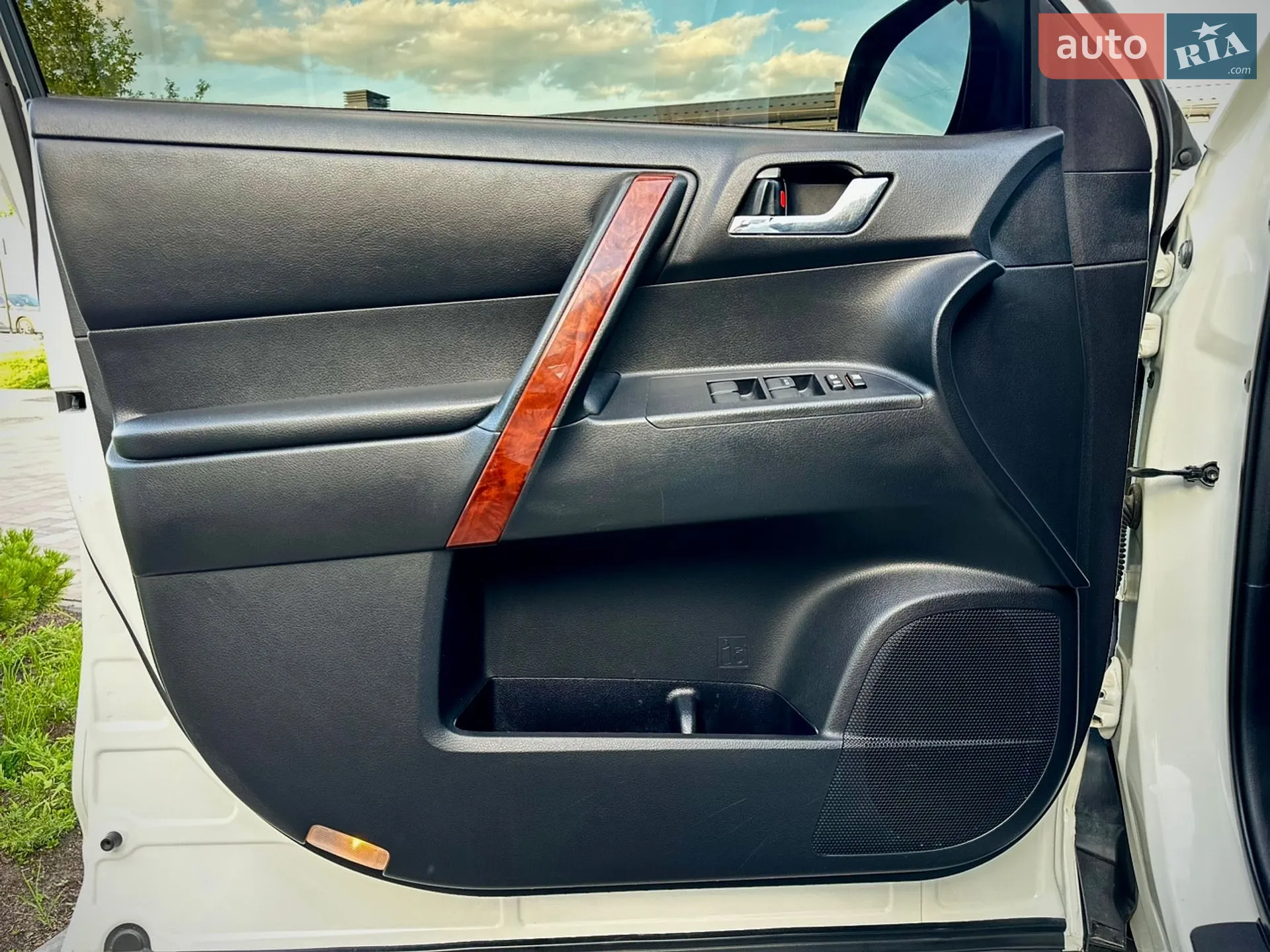 2012 Toyota Highlander - мініатюра 19