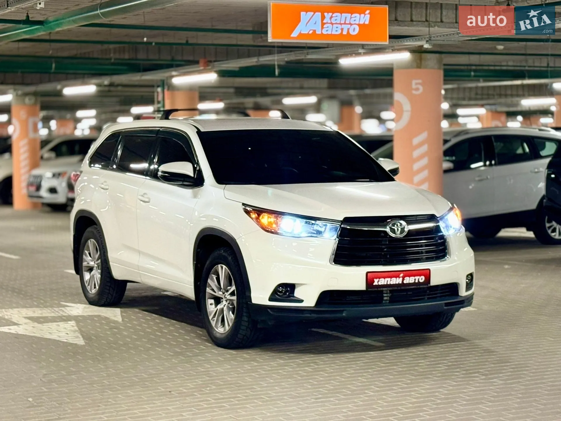 2016 Toyota Highlander - мініатюра 2