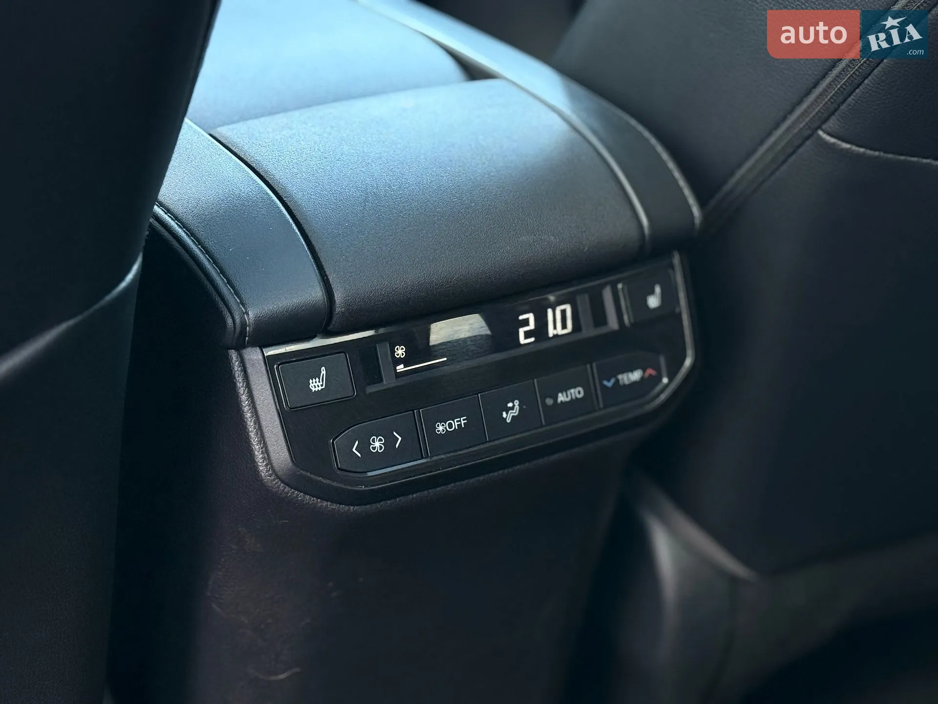 2022 Toyota Highlander - мініатюра 23