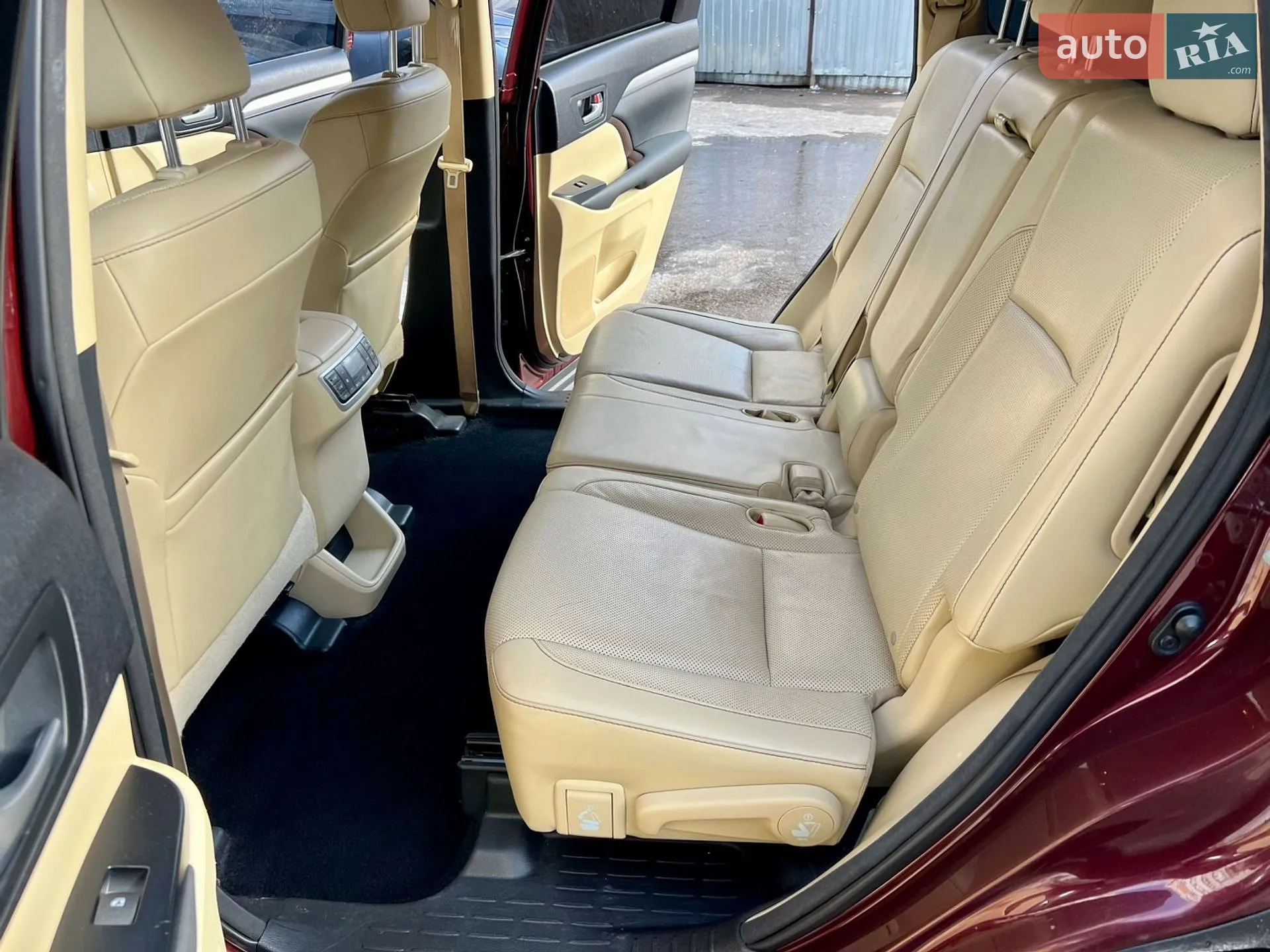2014 Toyota Highlander - мініатюра 9