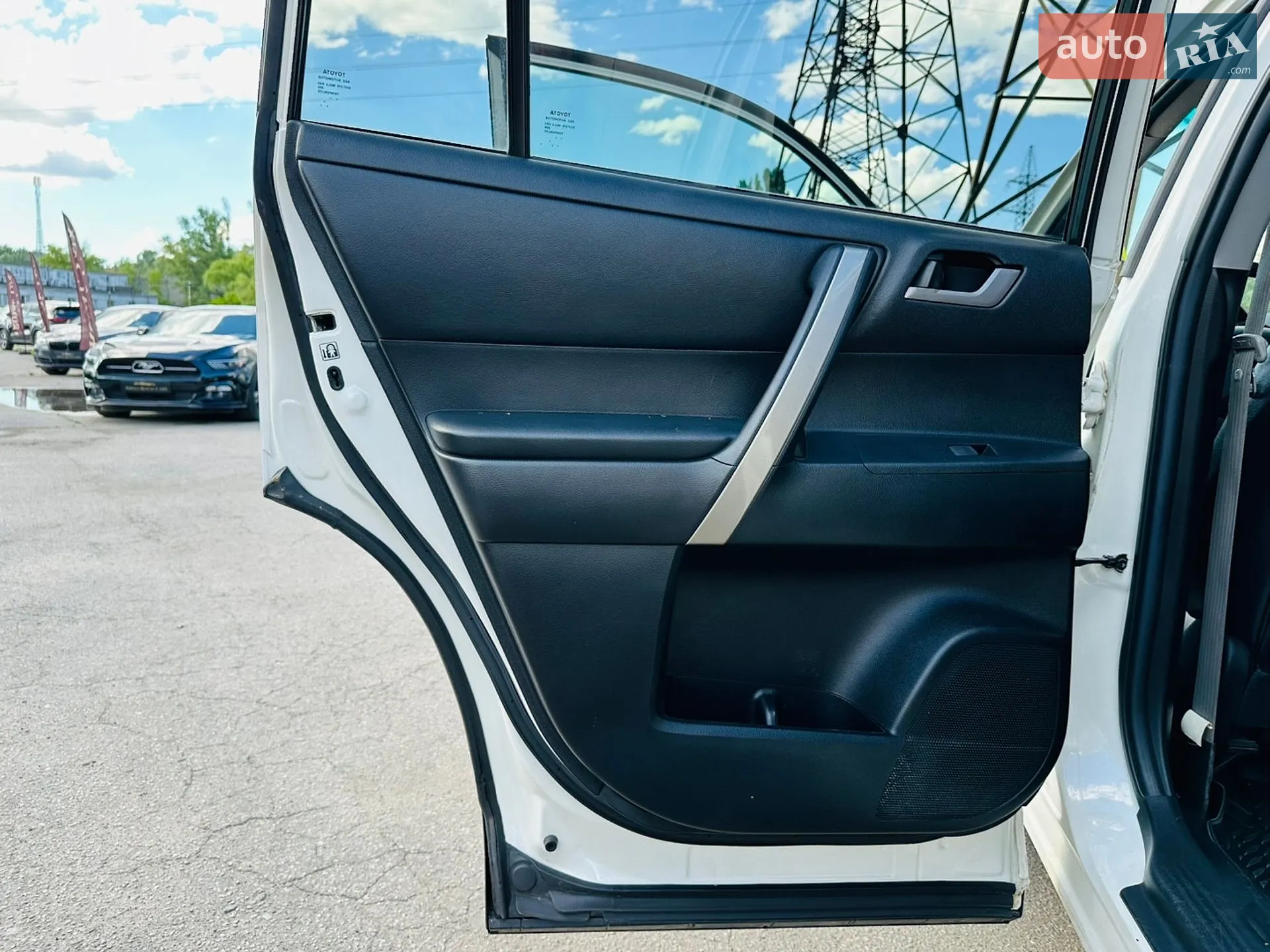 2013 Toyota Highlander - мініатюра 19