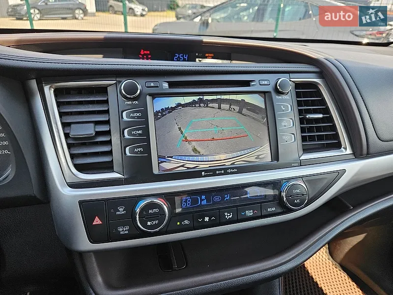 Toyota Highlander 2018 VIN 5TDBZRFH5JS899680 фото оголошення 15 з 75