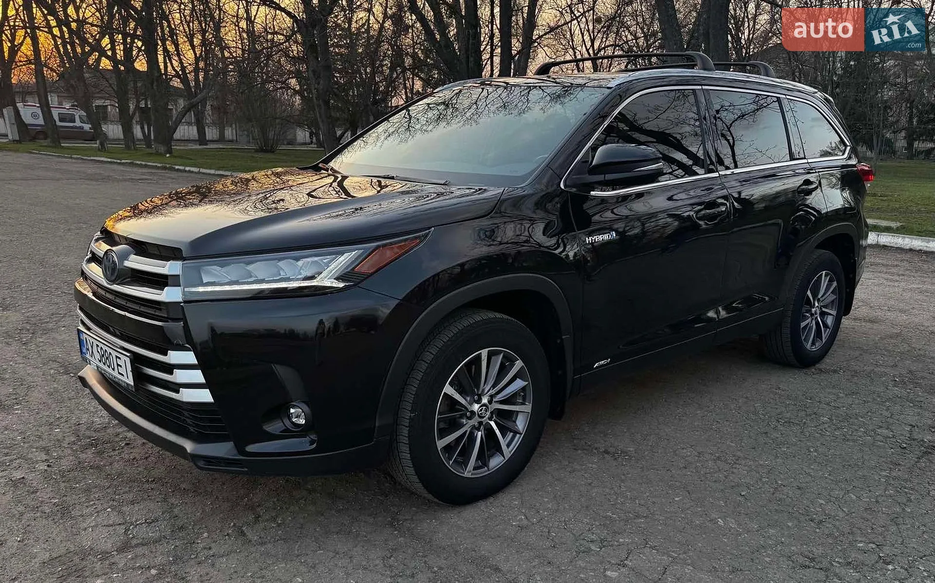 2019 Toyota Highlander - мініатюра 2