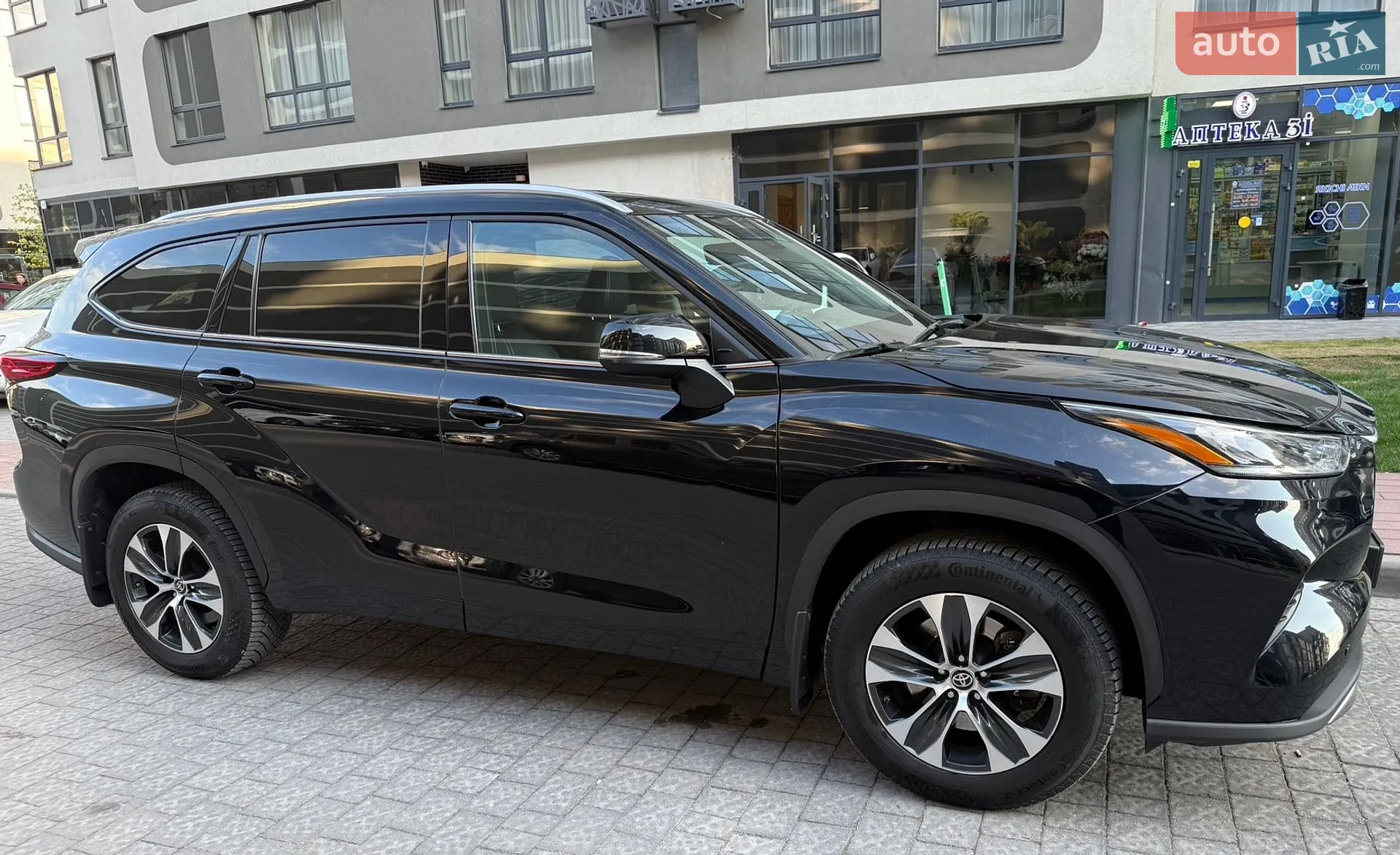 2022 Toyota Highlander - мініатюра 3