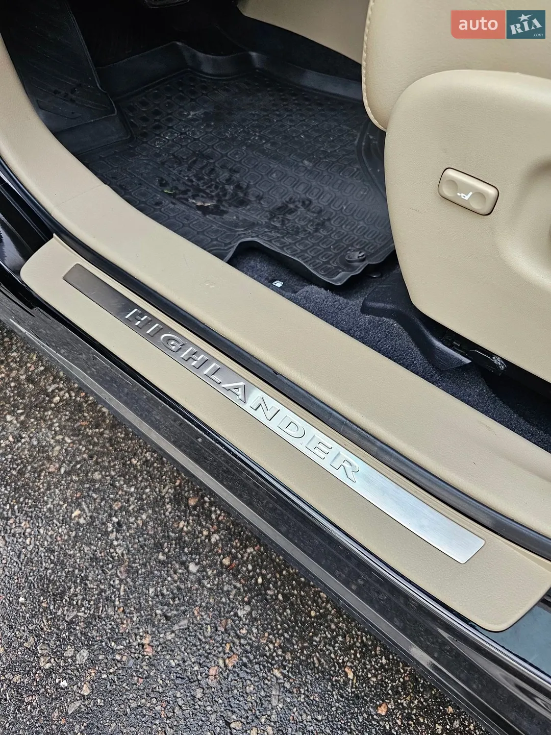 2011 Toyota Highlander - мініатюра 29