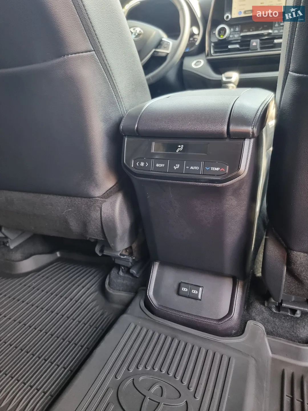 2025 Toyota Highlander - мініатюра 12