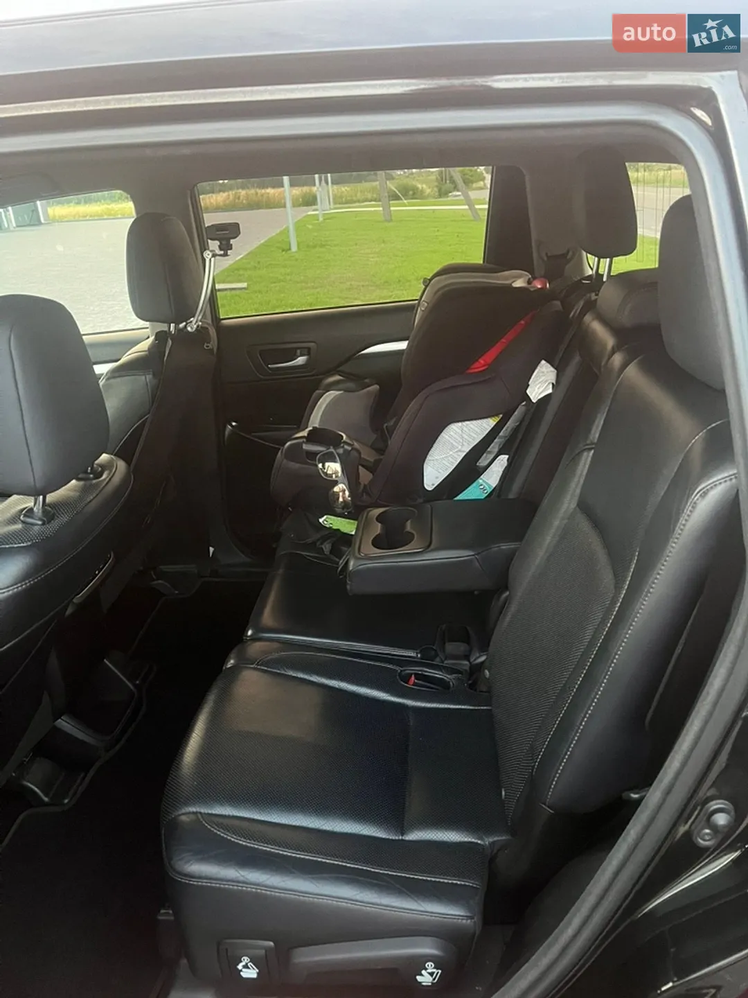 2014 Toyota Highlander - мініатюра 11