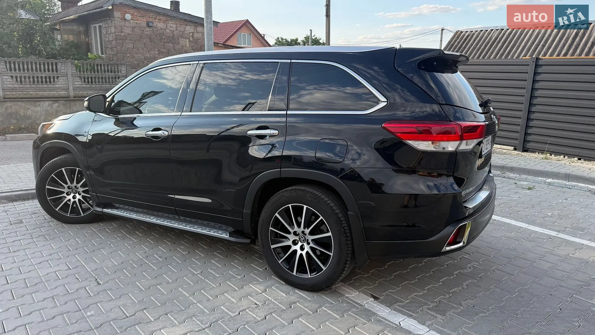 2017 Toyota Highlander - мініатюра 15