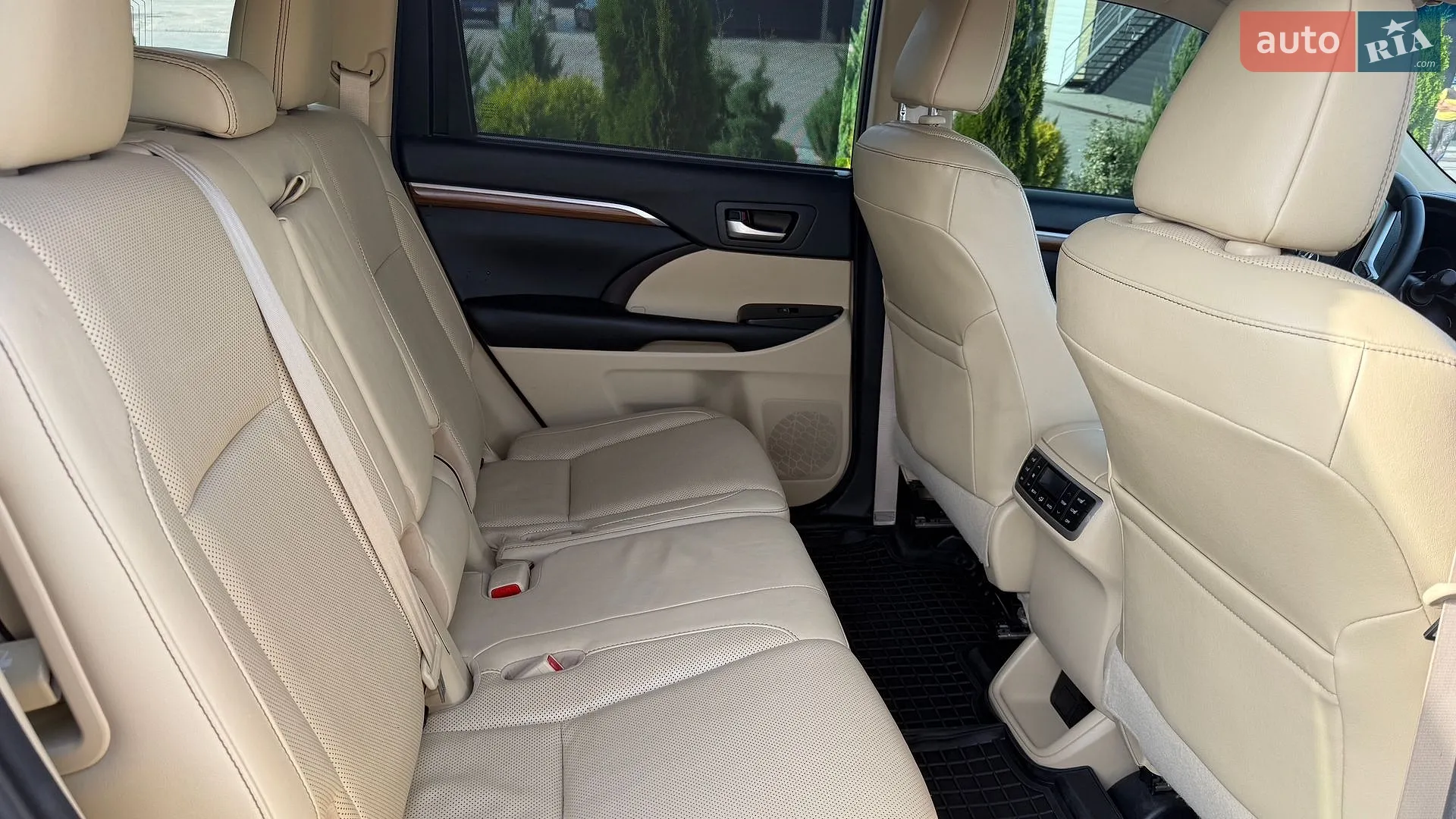 2017 Toyota Highlander - мініатюра 47