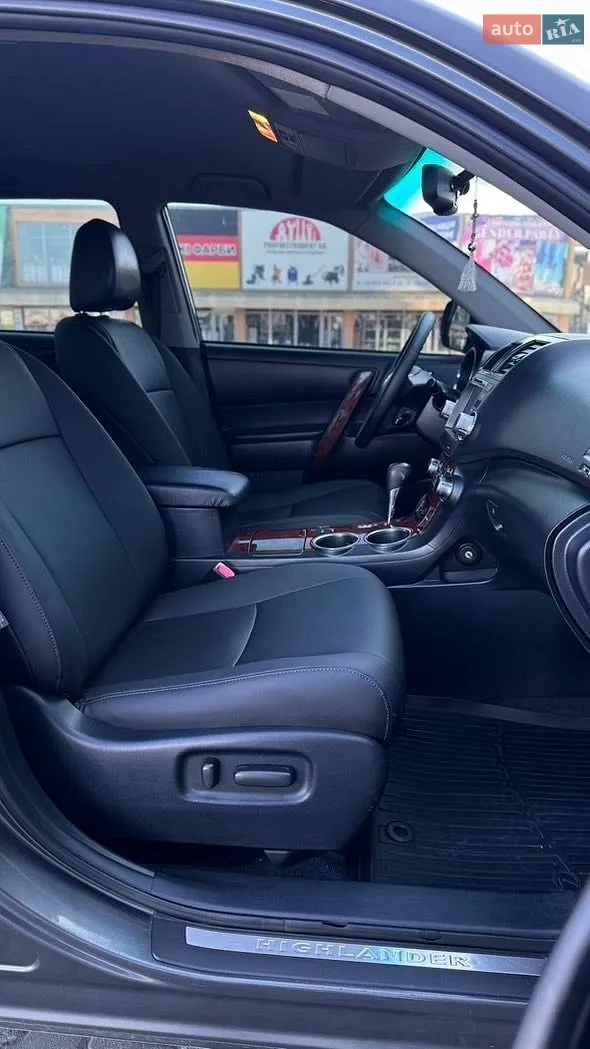 2011 Toyota Highlander - мініатюра 10