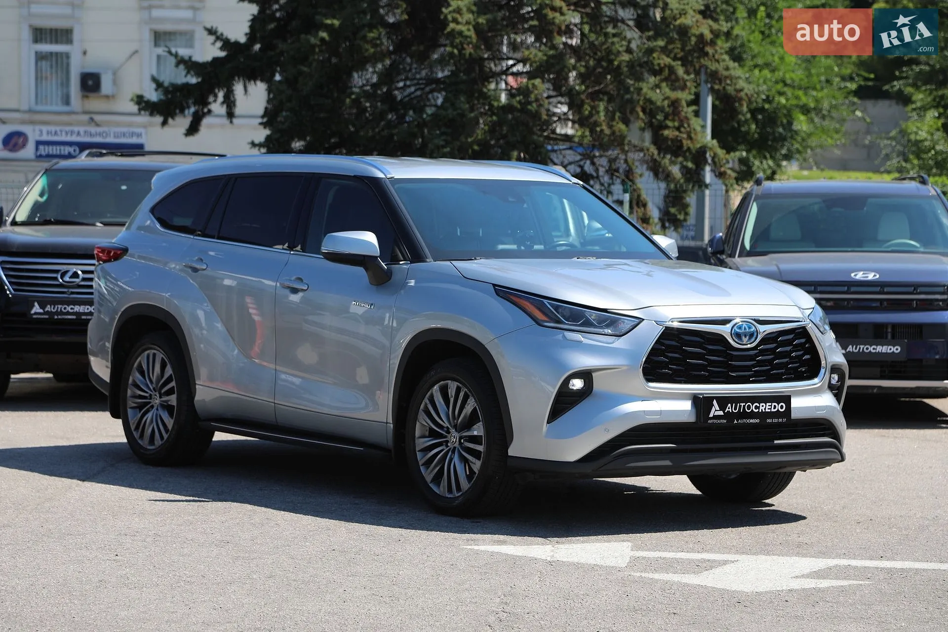 2021 Toyota Highlander - мініатюра 3