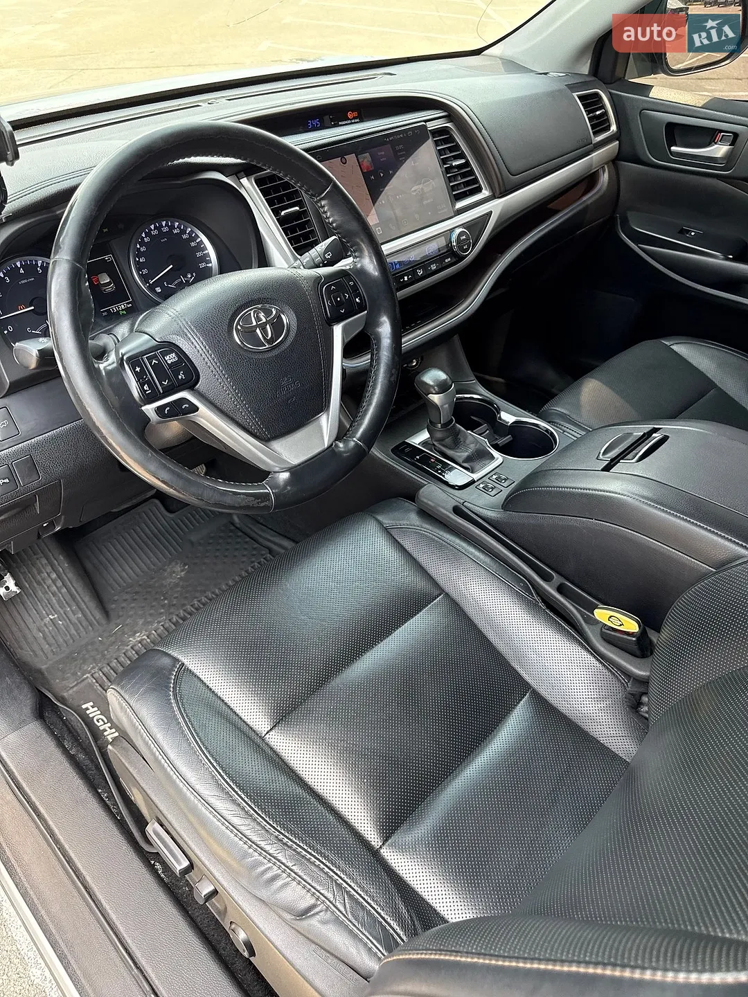 2017 Toyota Highlander - мініатюра 16