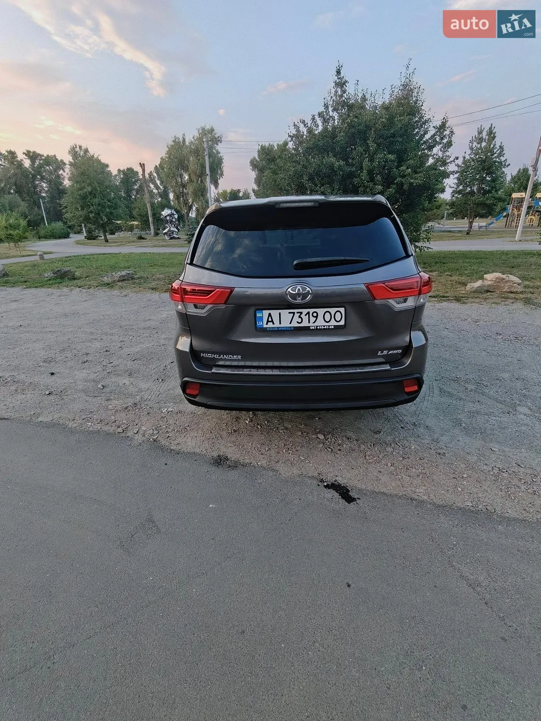 2017 Toyota Highlander - мініатюра 9
