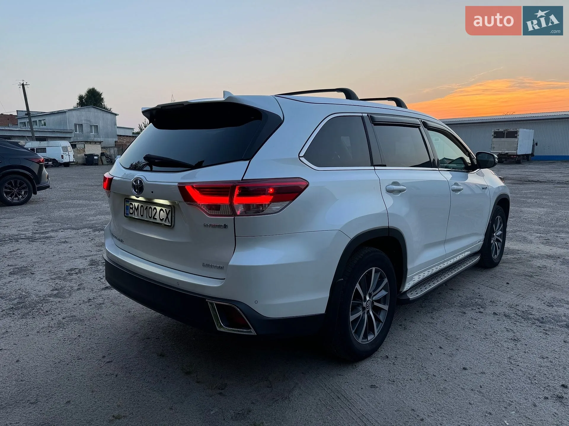 2017 Toyota Highlander - мініатюра 8
