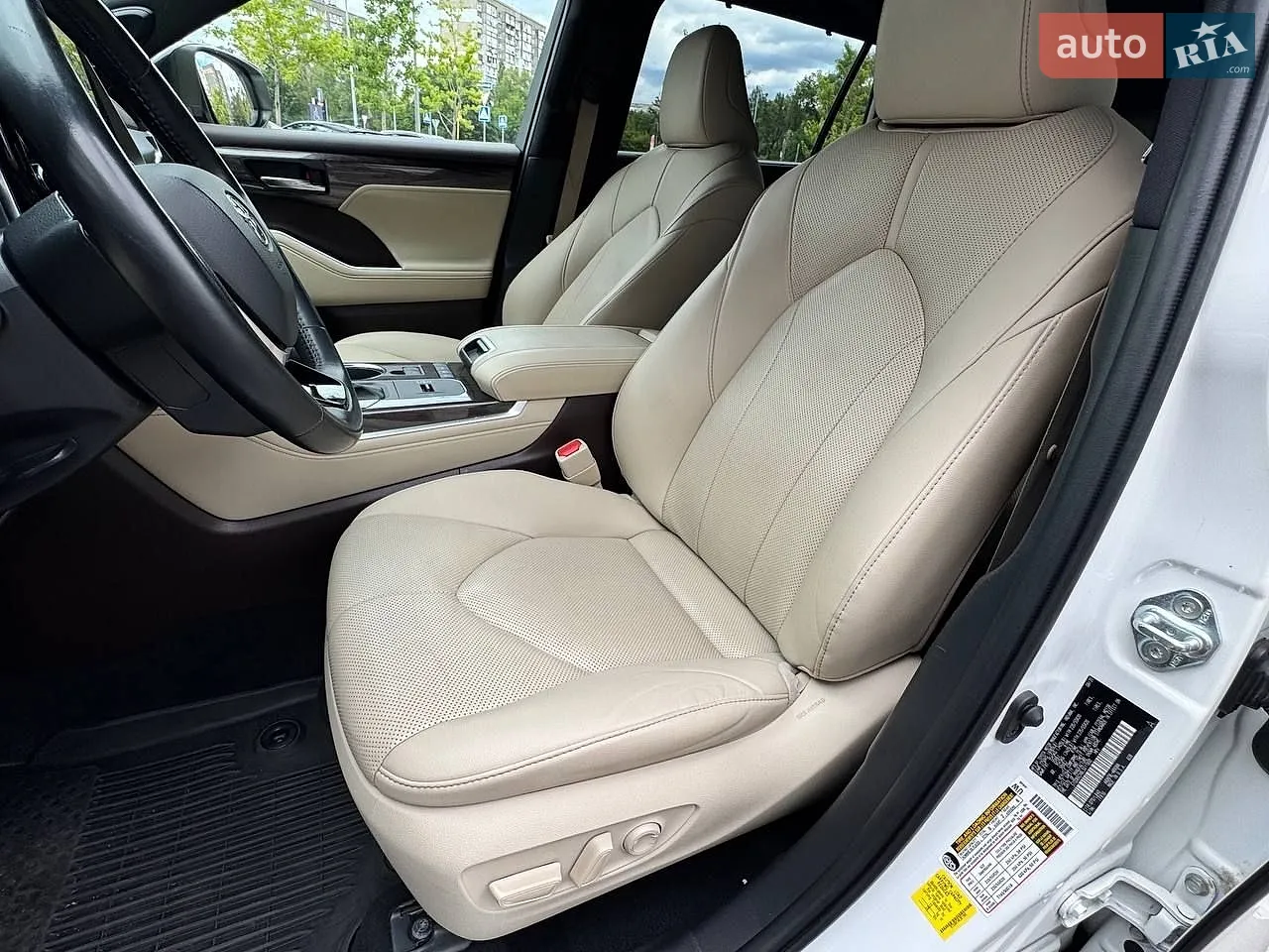 2020 Toyota Highlander - мініатюра 8