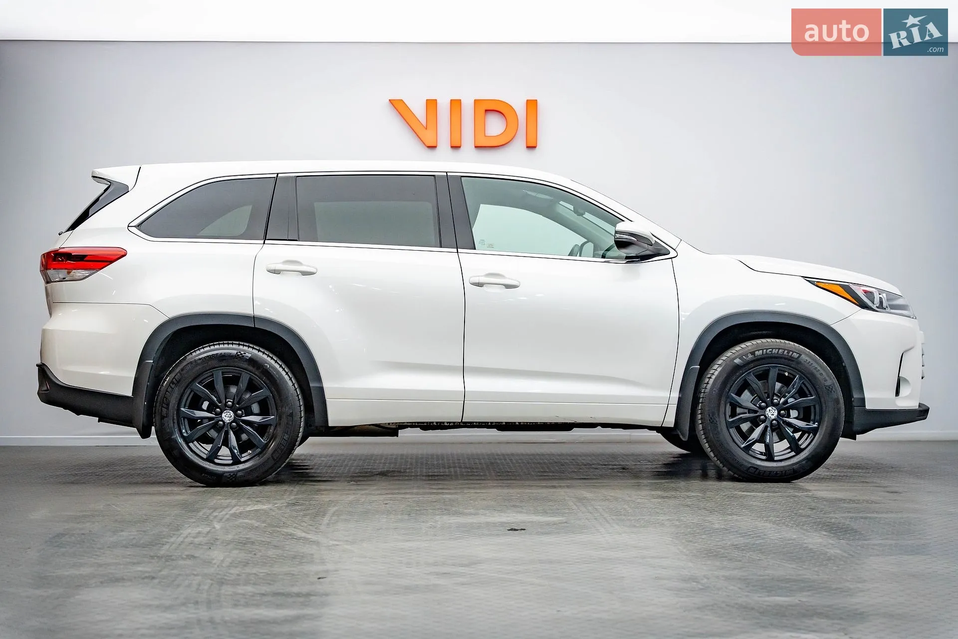 2017 Toyota Highlander - мініатюра 4