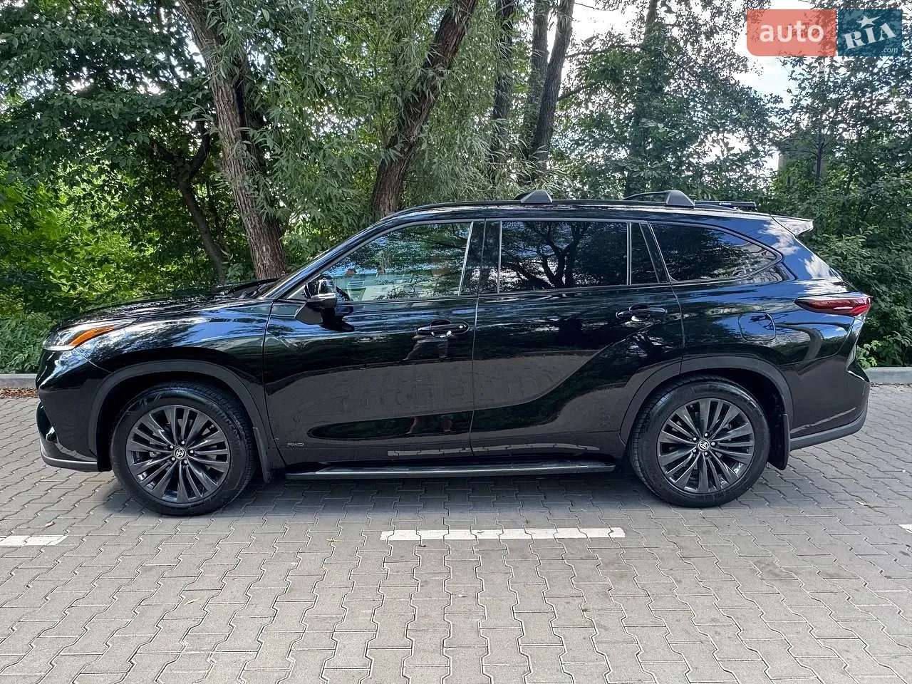 2025 Toyota Highlander - мініатюра 4