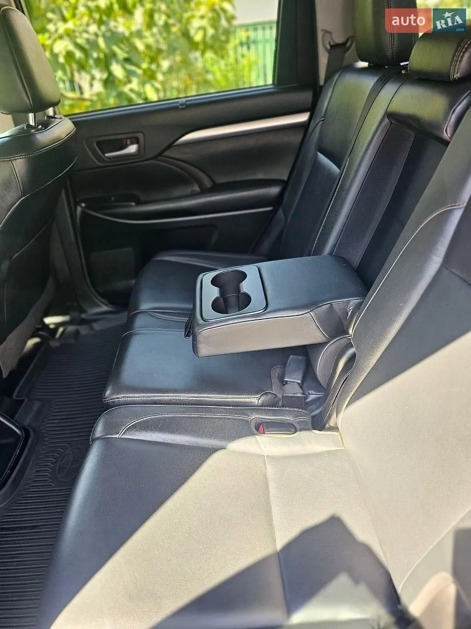 2017 Toyota Highlander - мініатюра 11