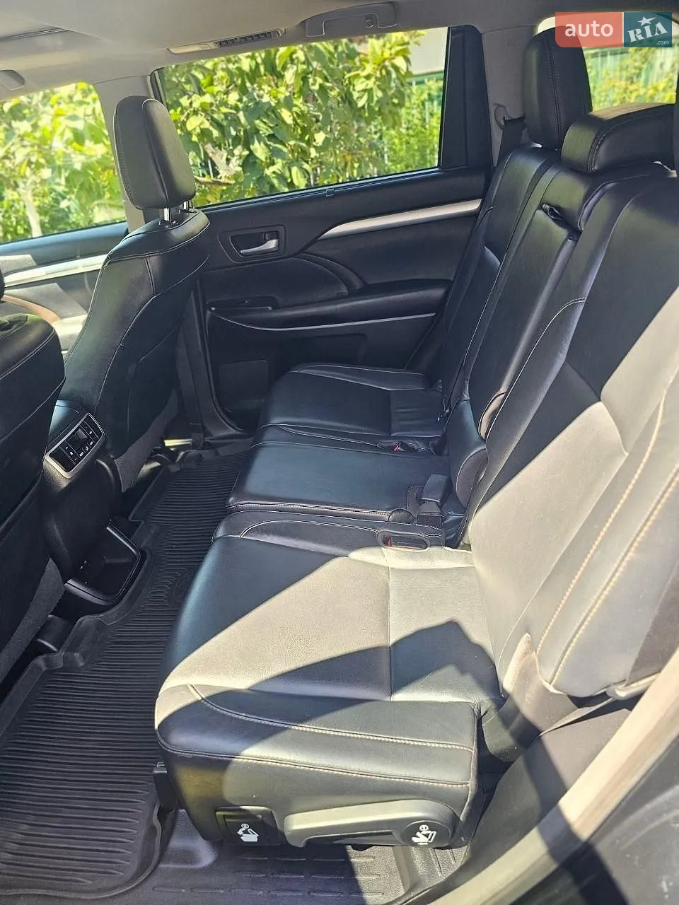 2017 Toyota Highlander - мініатюра 12