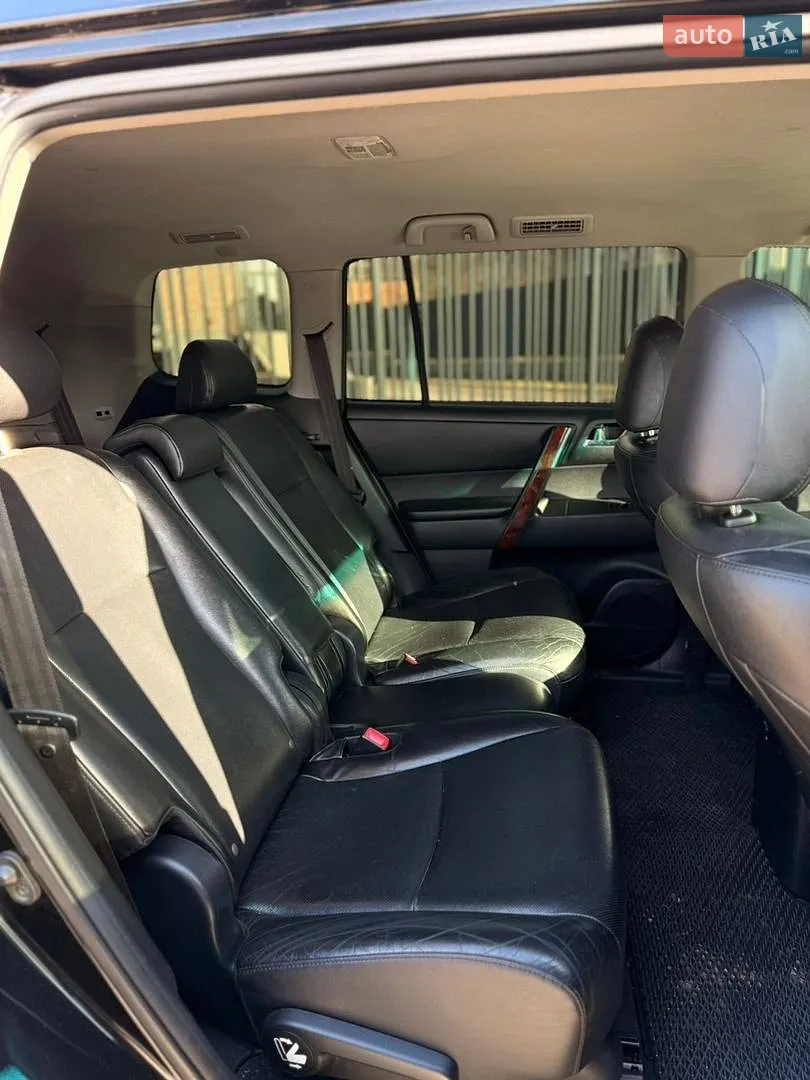 2010 Toyota Highlander - мініатюра 11