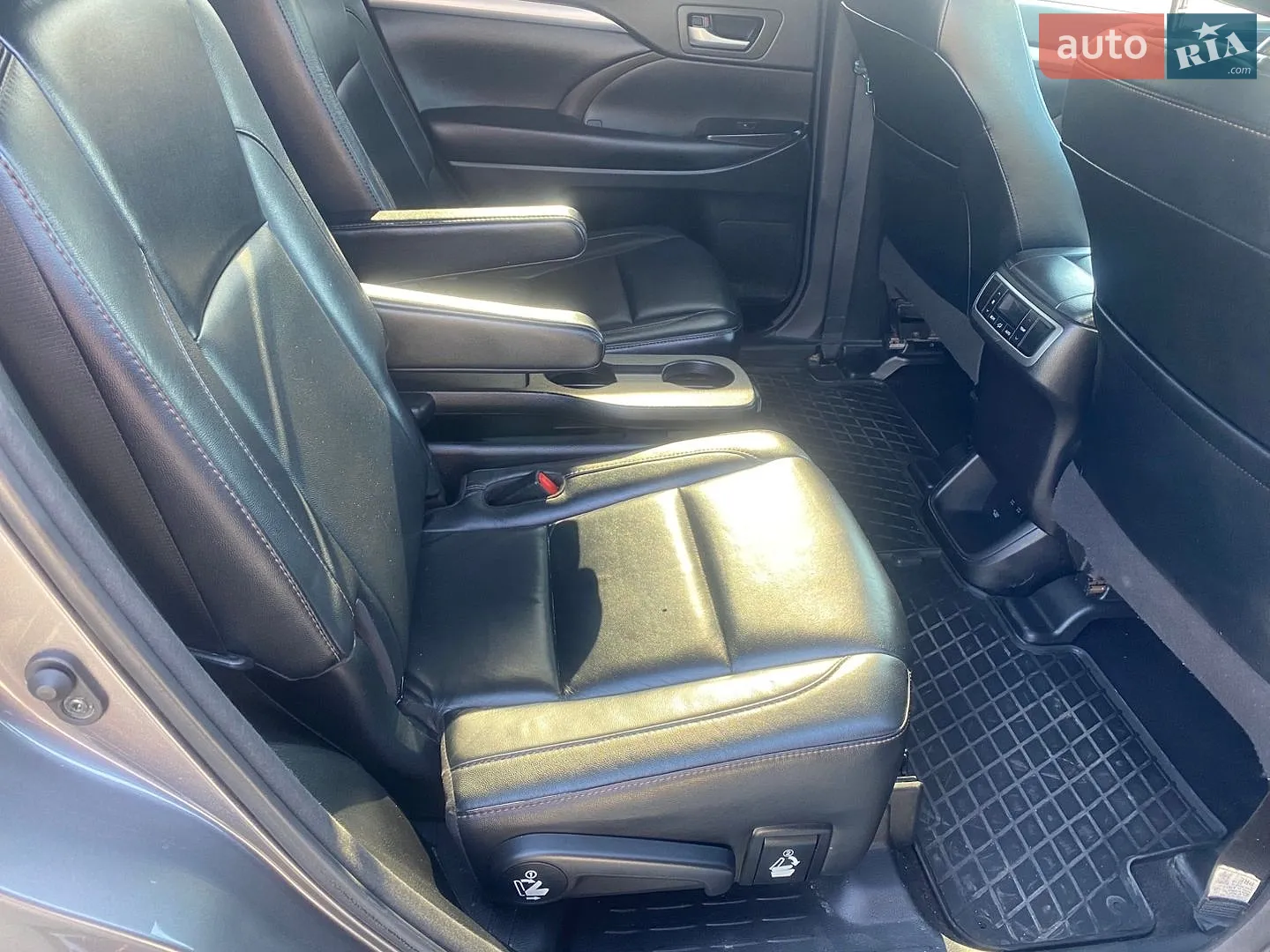 2018 Toyota Highlander - мініатюра 12