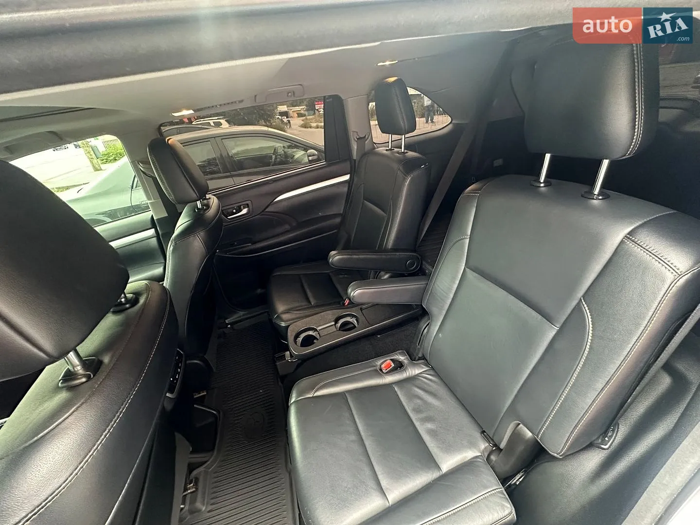 2017 Toyota Highlander - мініатюра 14