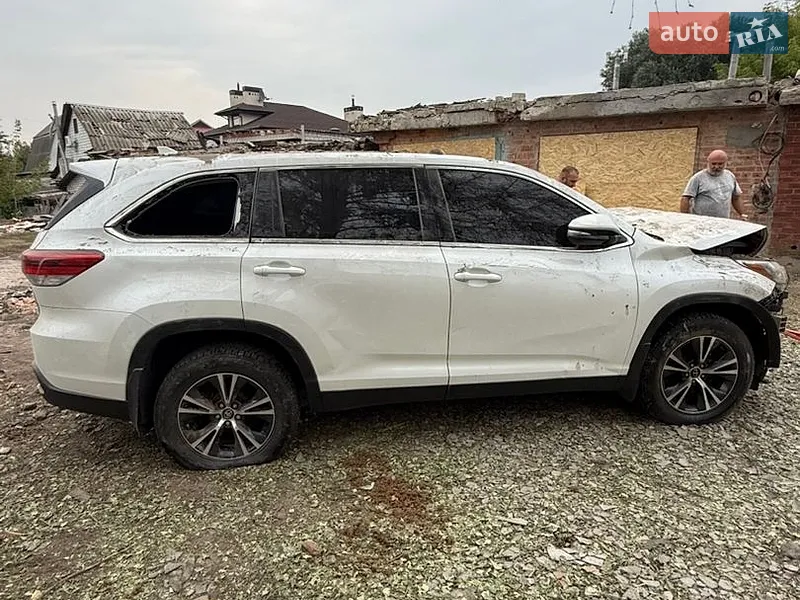Toyota Highlander 2019