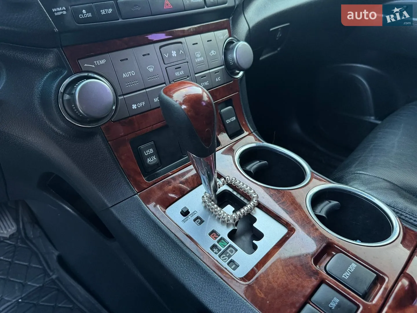 2010 Toyota Highlander - мініатюра 20