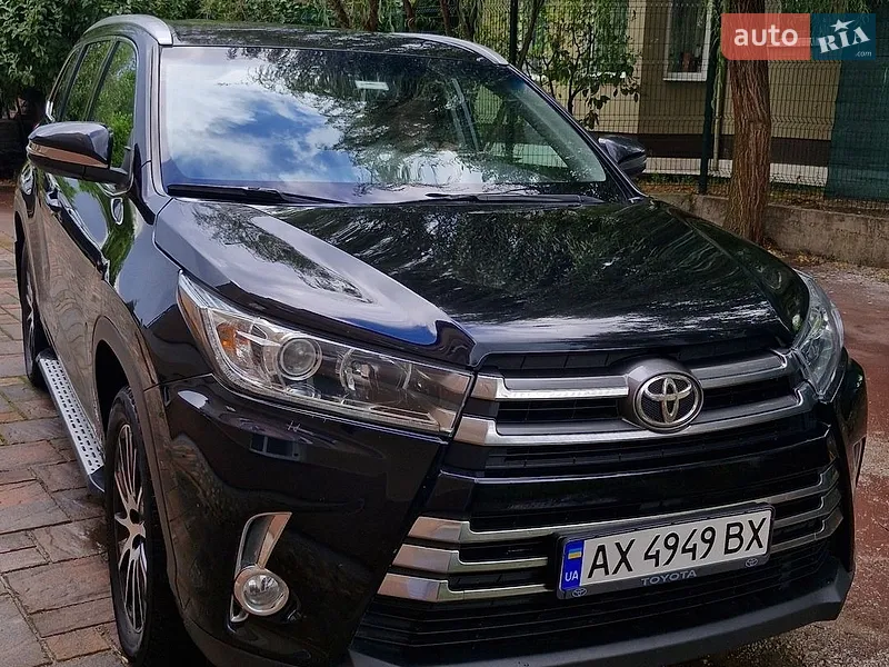 Toyota Highlander 2019