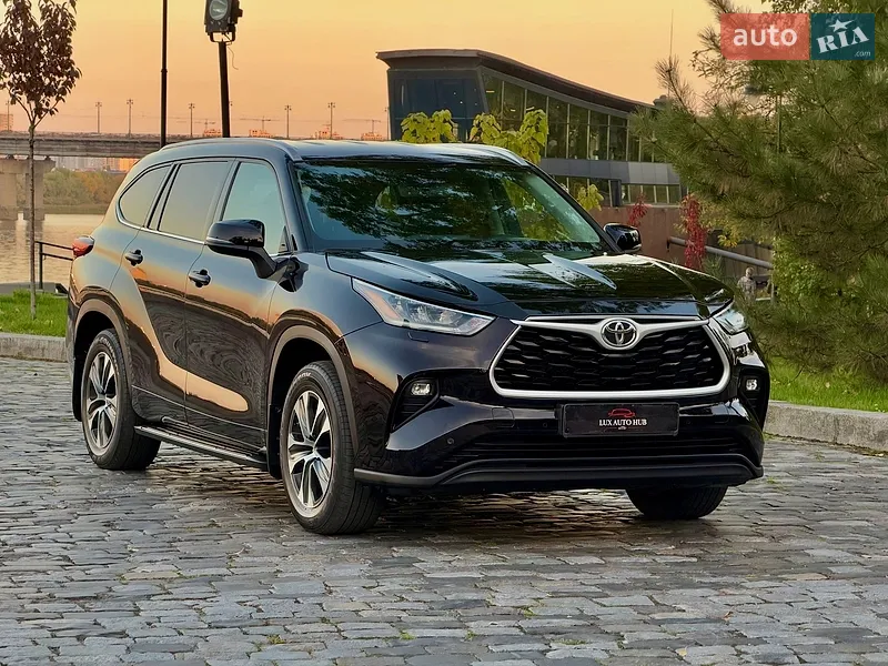 Toyota Highlander 2020